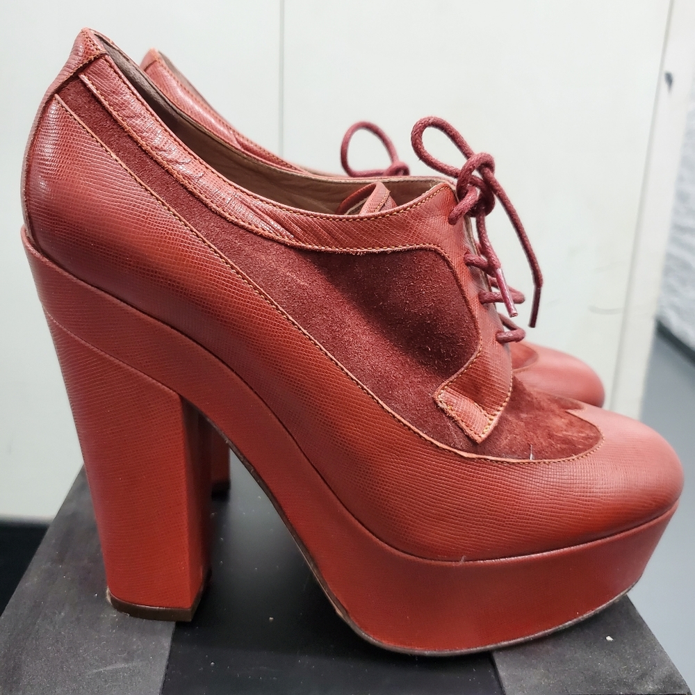 Platform boots